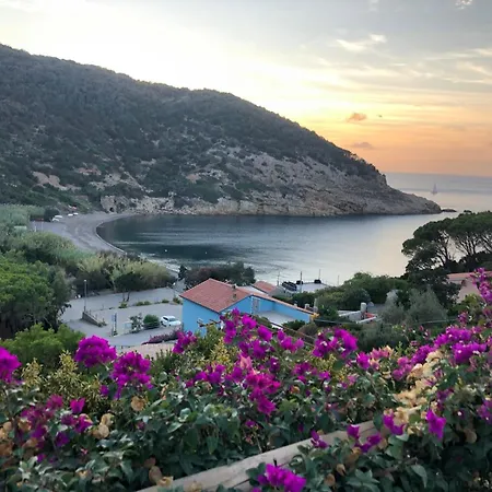 Cala Rossa 40 Pool & Relax - Goelba Nisporto