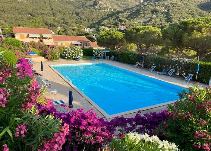 Cala Rossa 40 Pool & Relax - Goelba Nisporto